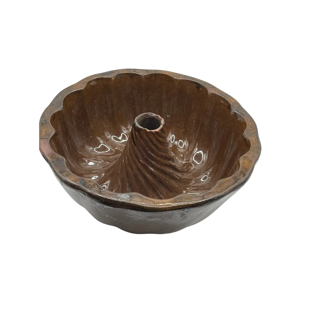 Turk's Head Redware Cake Pudding Mold Brown Vintage Fluted Pottery Swirl Center